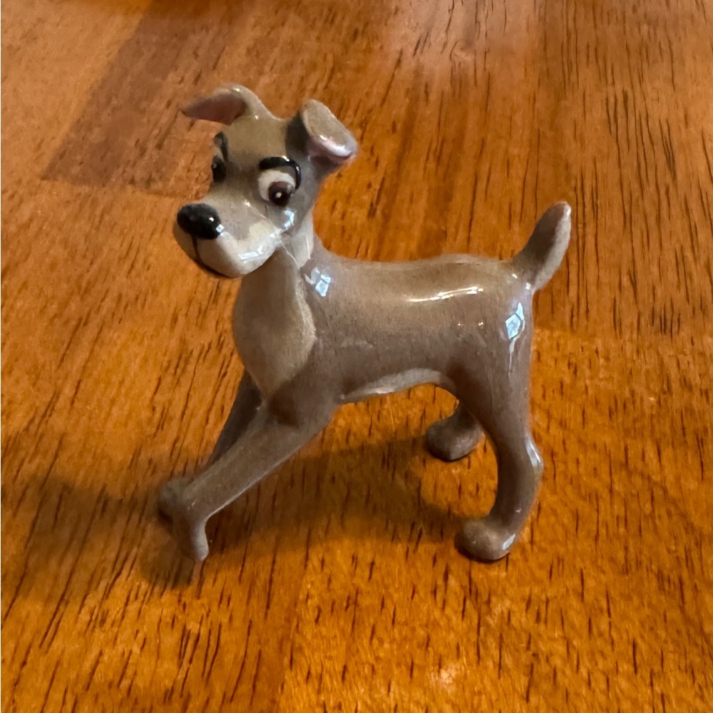 Hagen Renaker Disney Tramp dog figurine.